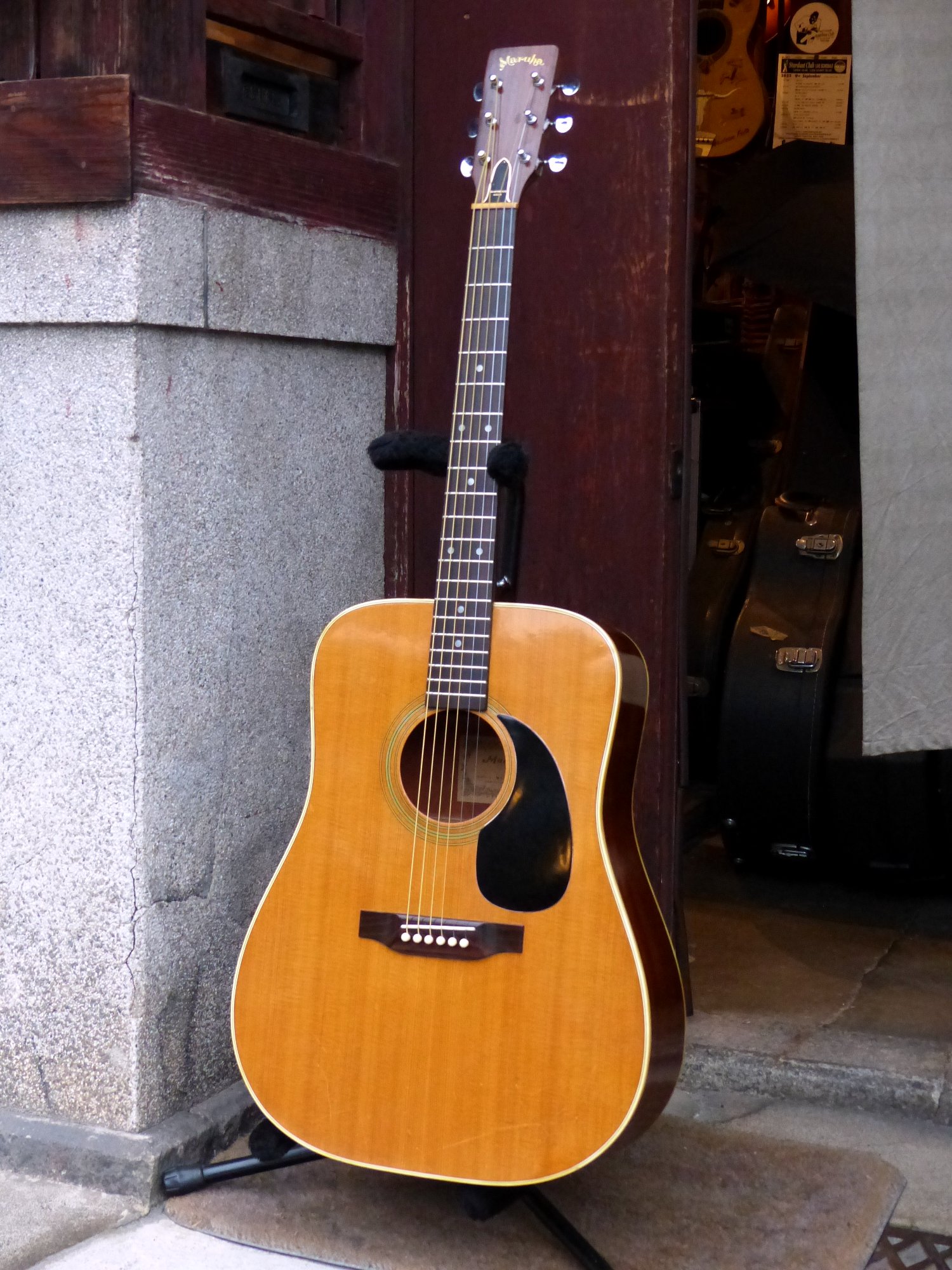 Maruha '70s W320 – 京町家のギターショップ ライトニン
