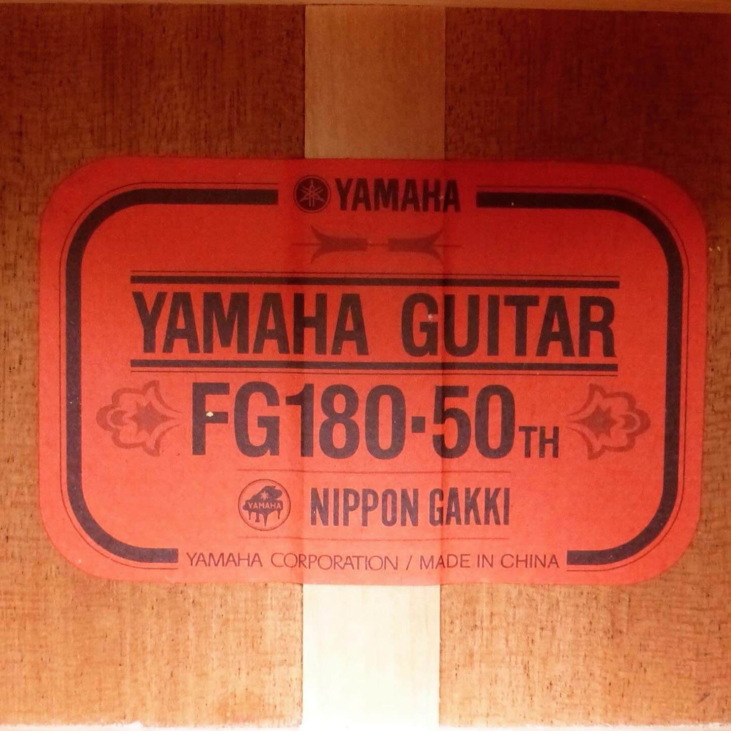 YAMAHA ’16 FG180-50TH (50周年記念モデル)